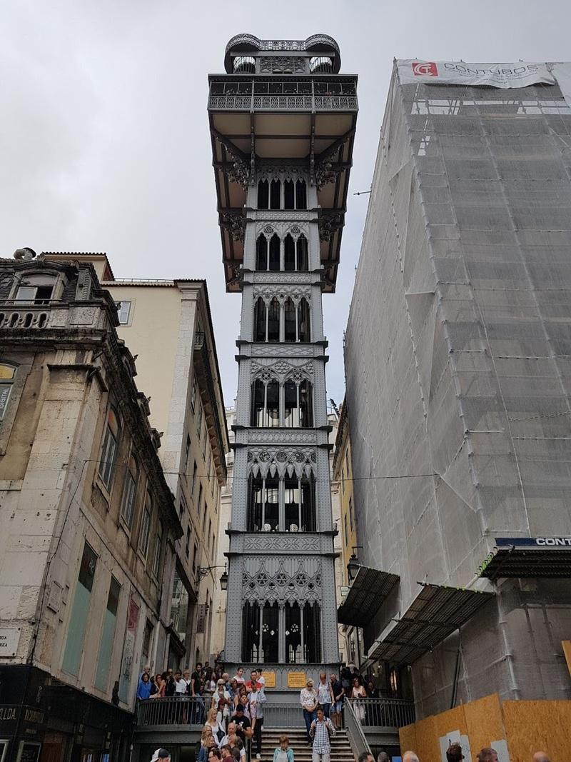 Lisbon elevator